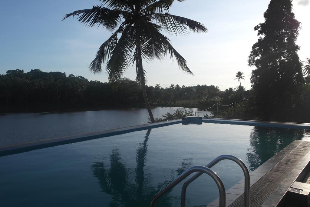 Lotus Villa Holiday Resort Matara Buitenkant foto